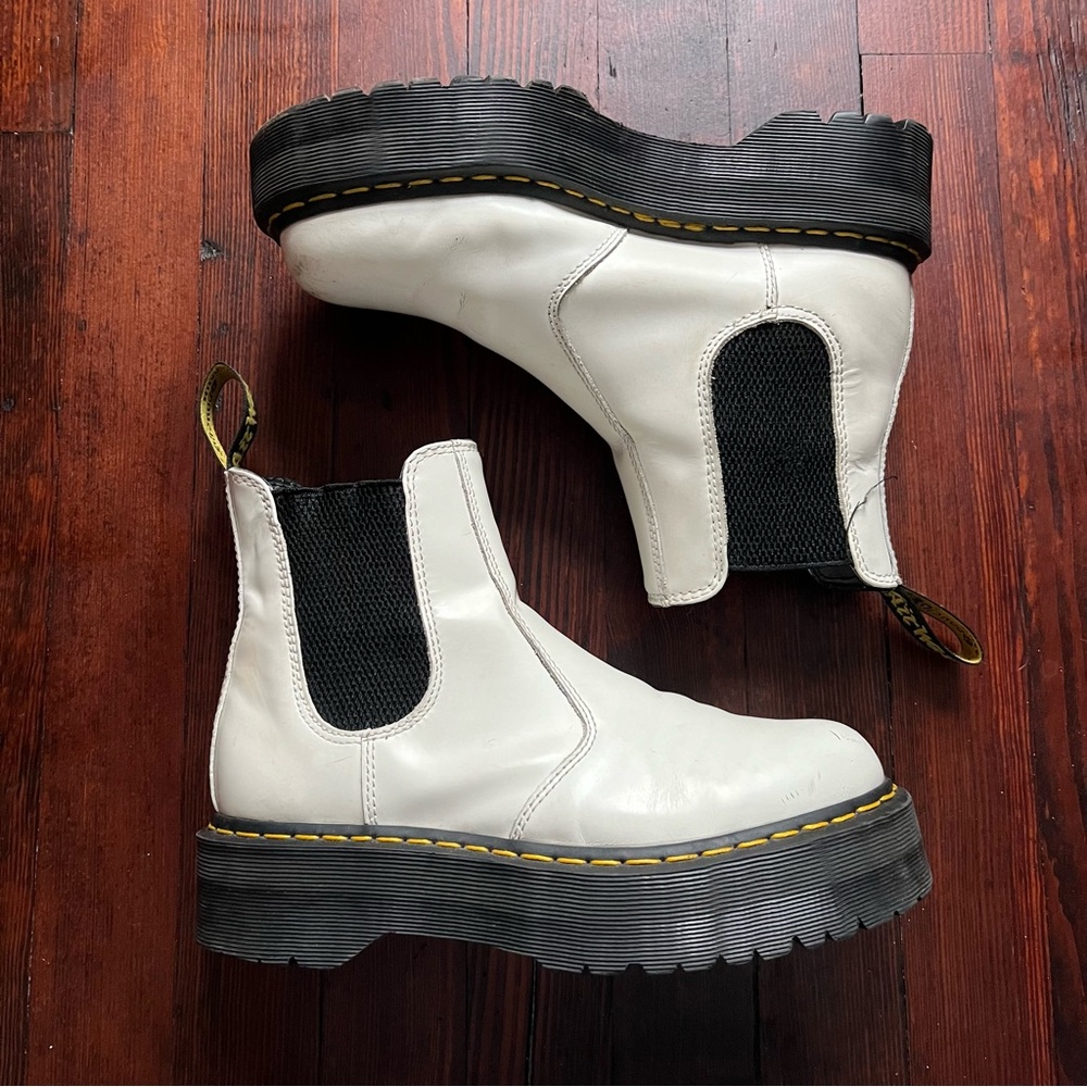 Doc Martens 2976 Quad Chelsea White Platform Boots